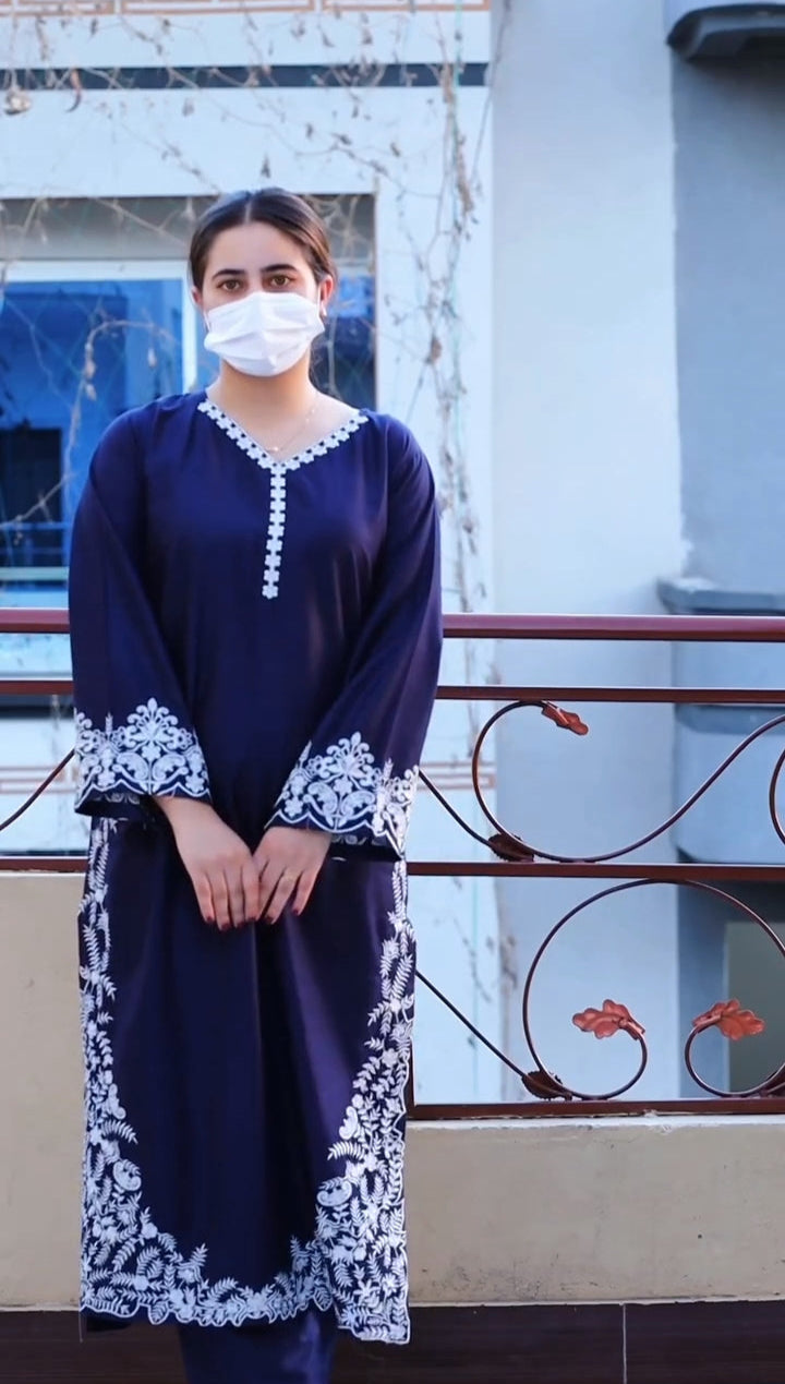 Blue Elegant Embroidery 2/pcs